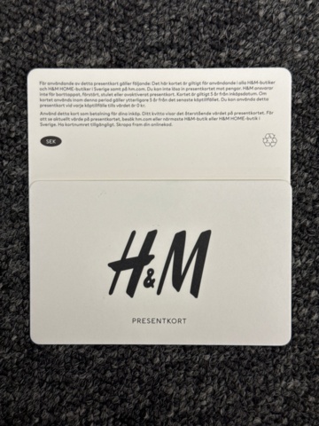 1366975-2 30st H&M presentkort