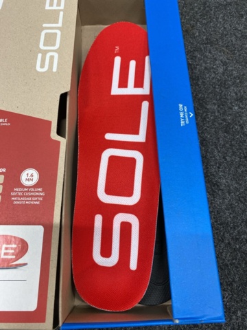 1408349-4 3 st par illäggsulor, Strl US 7