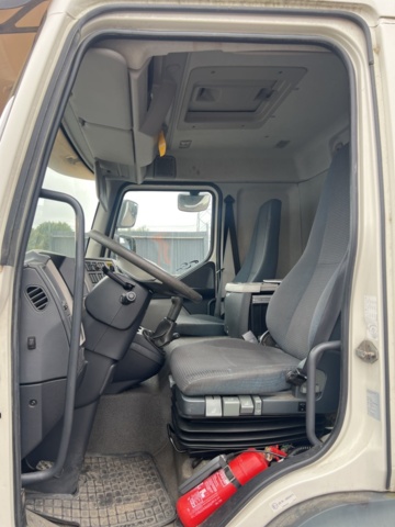 1395429-30 Skåpbil Volvo FL 4*2  Manuell, -2010