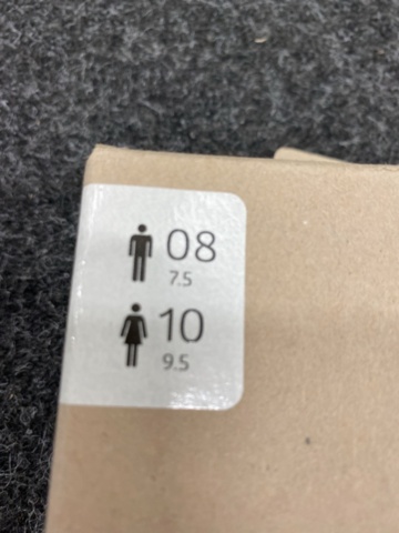 1408359-2 4 st par iläggssulor, Strl US 8