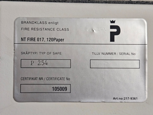 1366979-14 Diverse kontorsmöbler, säkerhetsskåp m.m.