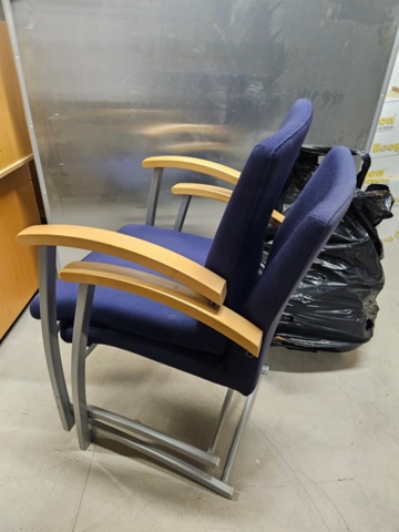 1366979-20 Diverse kontorsmöbler, säkerhetsskåp m.m.