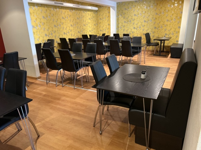 1361083-2 Restaurant furniture - Tables and chairs