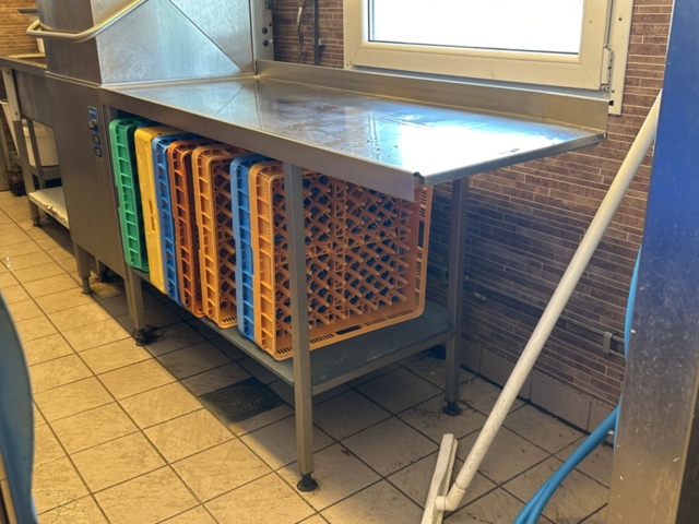 1361102-7 Diskmaskin Wexiödisk WD-6C med in- och utmatningsbänk, korgar och tillbehör