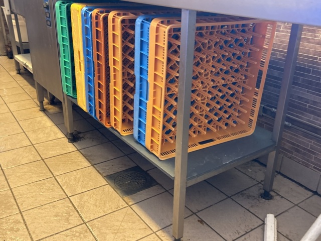 1361102-8 Diskmaskin Wexiödisk WD-6C med in- och utmatningsbänk, korgar och tillbehör