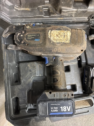 1408400-6 Najmaskiner 2 st med tillbehör  - Max / ScanFast