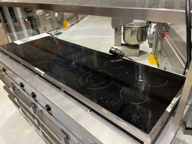 1291140-5 Specialgjord Värmebänk med Elplattor och värmelådor 2000x700x950