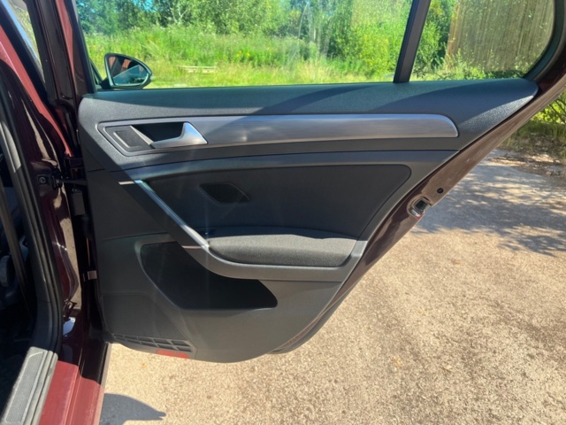 1408650-14 Volkswagen Golf 5-dörrar 1.0 TSI BMT Manuell, 110hk, 2017