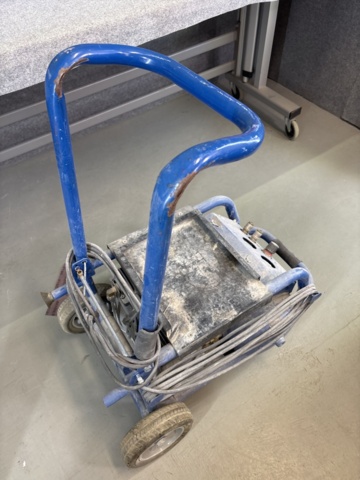 1408404-2 Kompressor på hjul - ScanFast