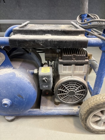 1408404-6 Kompressor på hjul - ScanFast