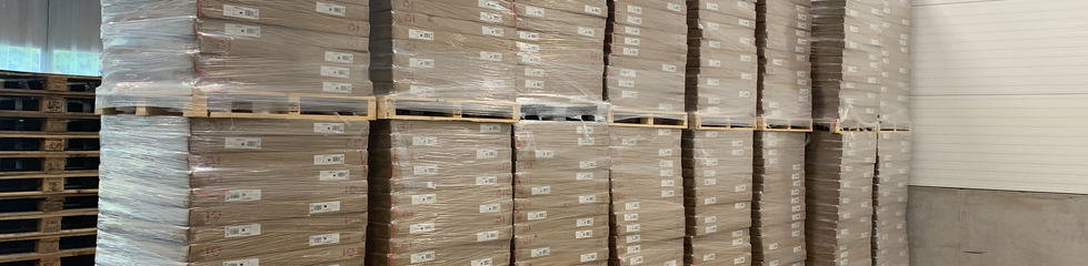 Bild som representerar auktionen - Partier med nya skrivbord från Tenzo