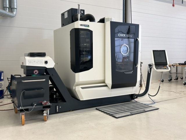 1361117-3 CNC-maskin 5-axlig - DMG Mori CMX 50 U -2023