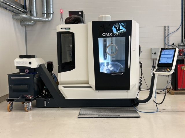 1361117-35 CNC-maskin 5-axlig - DMG Mori CMX 50 U -2023