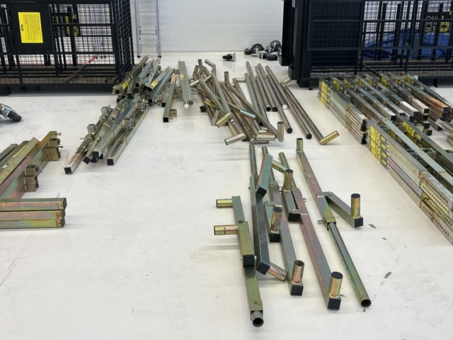 1361049-7 Byggställning Lobo Systems -2024