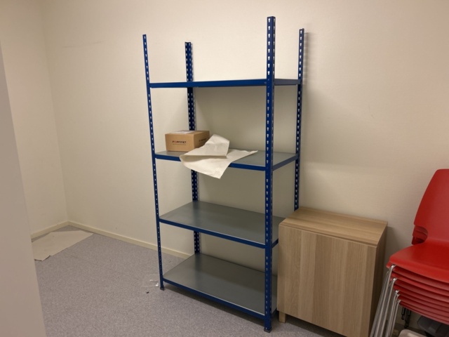 1361141-5 Lagerhyllor och skåp