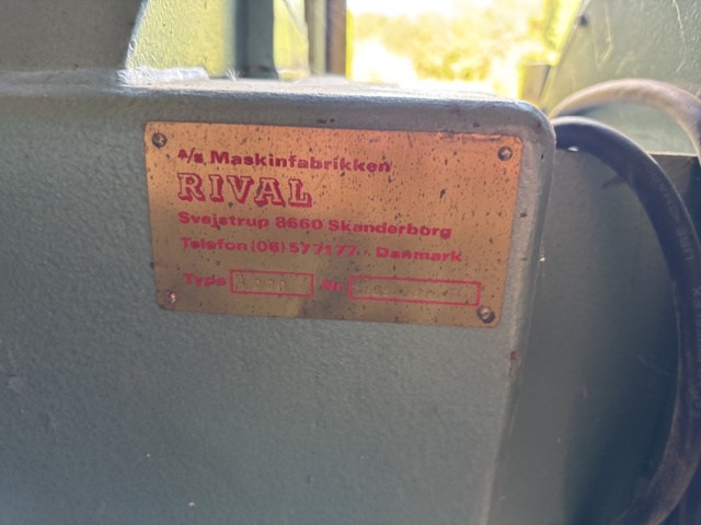 1373418-7 Långbandputs Rival –A330