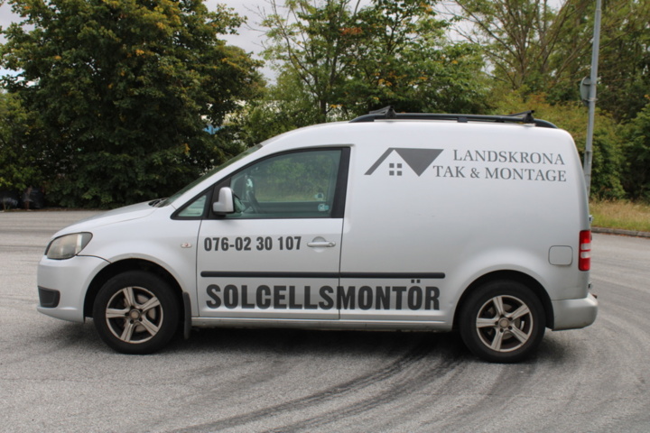 1409879-2 Volkswagen Caddy 1.6 TDI Manuell, 102hk, 2011 (rep. objekt)