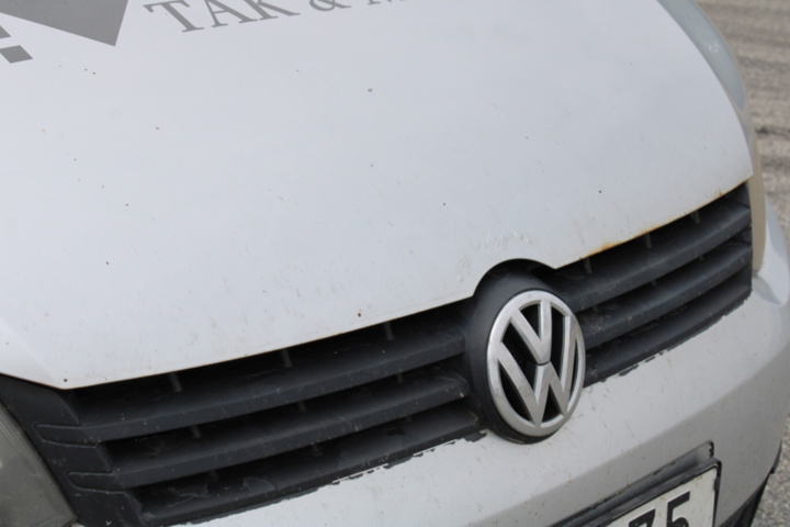 1409879-9 Volkswagen Caddy 1.6 TDI Manuell, 102hk, 2011 (rep. objekt)