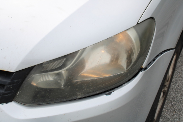 1409879-10 Volkswagen Caddy 1.6 TDI Manuell, 102hk, 2011 (rep. objekt)