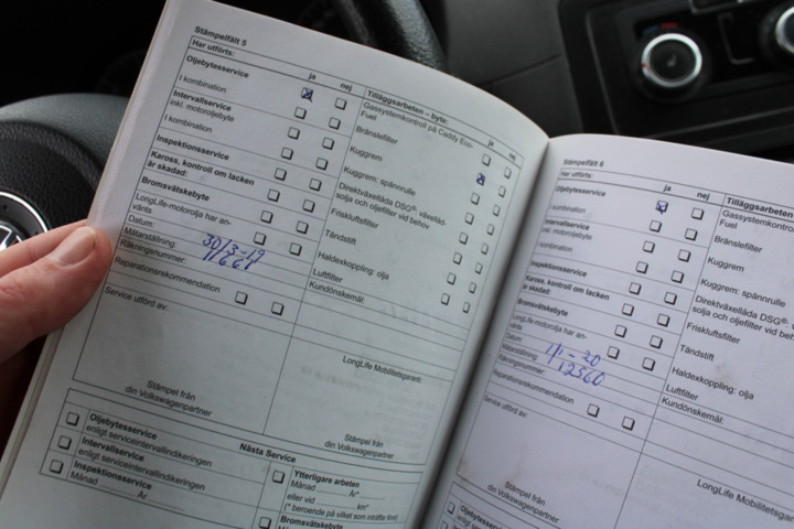 1409879-30 Volkswagen Caddy 1.6 TDI Manuell, 102hk, 2011 (rep. objekt)