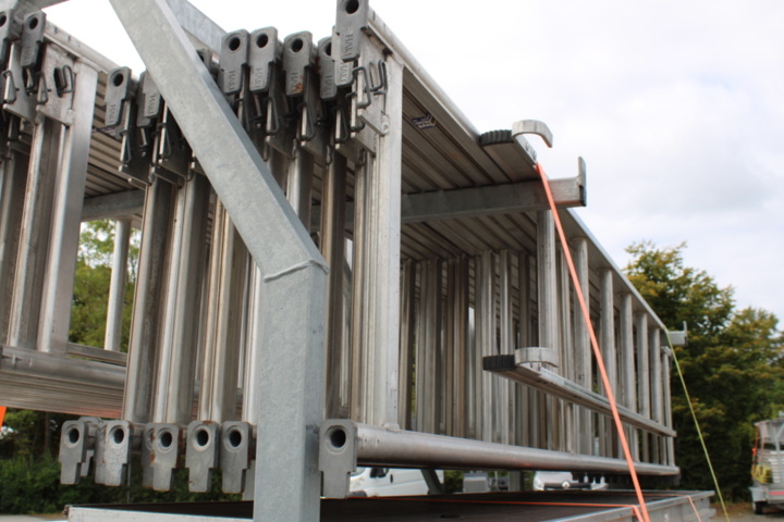 1409880-12 HAKI-aluminiumställning inkl släpvagn -2022