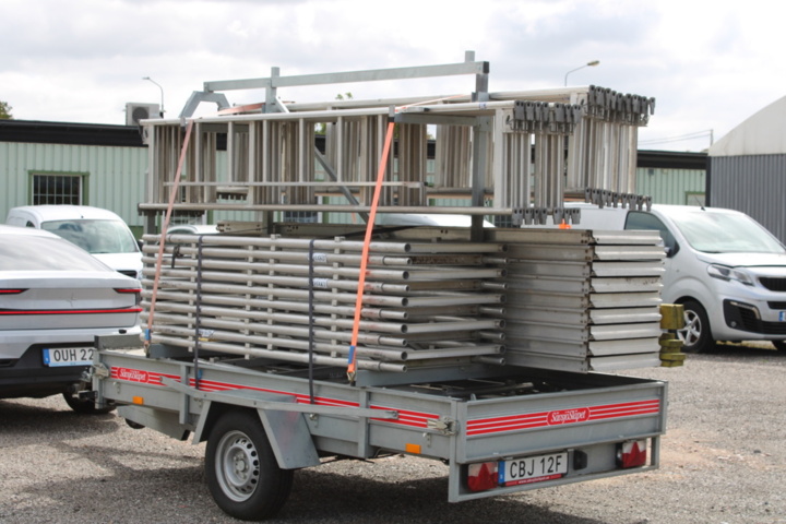 1409881-4 HAKI-aluminiumställning inkl släpvagn -2023