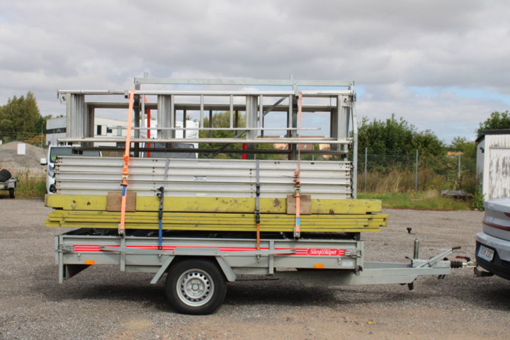 1409881-1 HAKI-aluminiumställning inkl släpvagn -2023