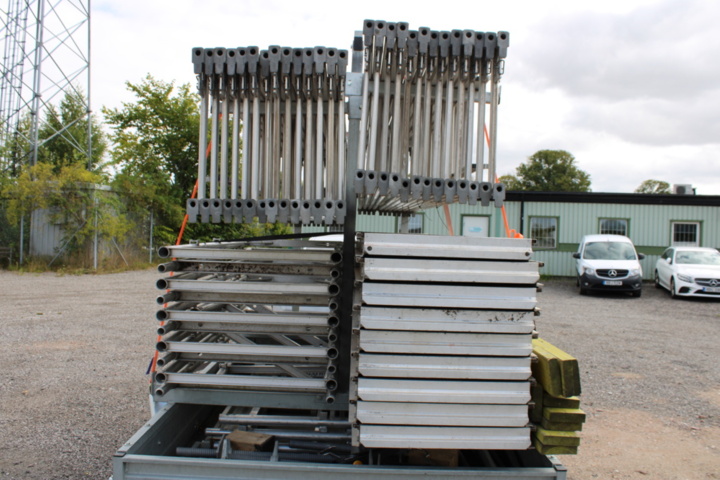 1409881-13 HAKI-aluminiumställning inkl släpvagn -2023