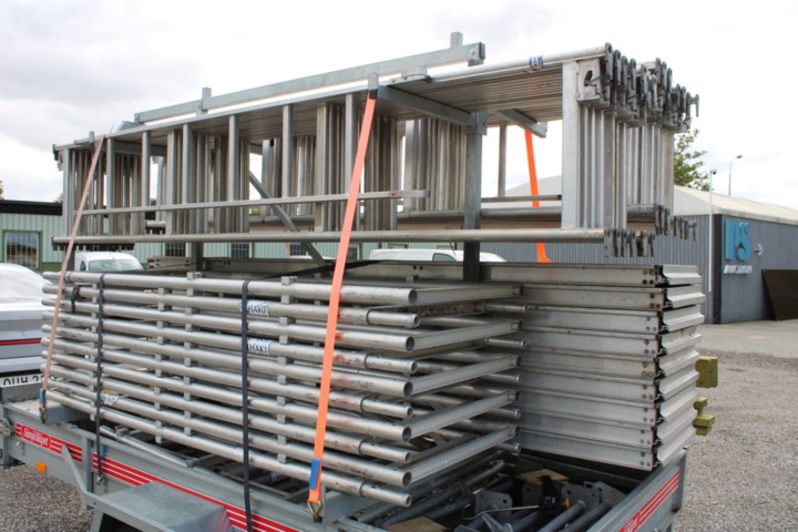 1409881-14 HAKI-aluminiumställning inkl släpvagn -2023