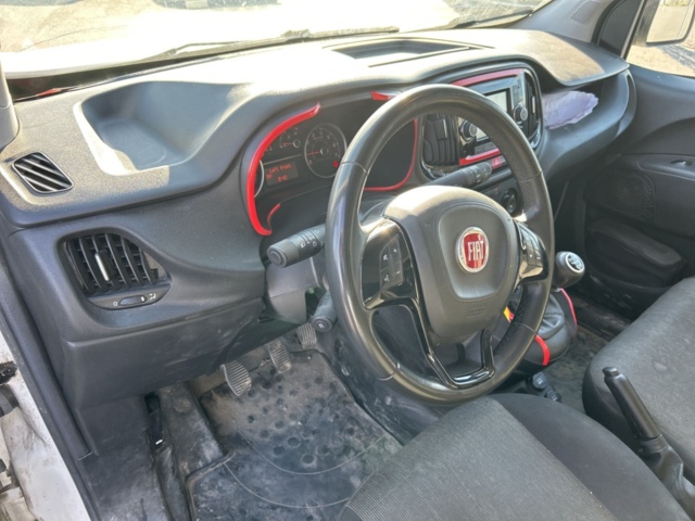 1383181-10 Fiat Doblò Van 0.7 t 1.6 Multijet Manuell, 105hk, 2020