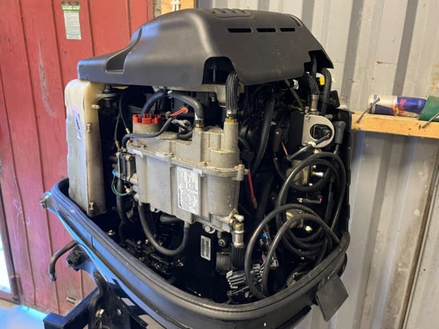 1255332-10 Båtmotor, Mercury Optimax 90hk -2009