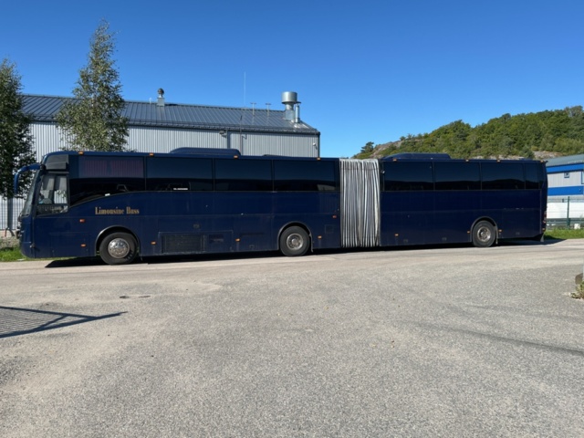 1361155-2 Limousine buss Volvo B12M Automat, -2005