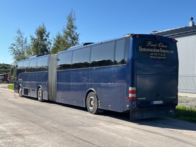 1361155-3 Limousine buss Volvo B12M Automat, -2005