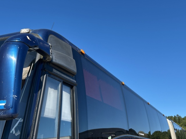 1361155-24 Limousine buss Volvo B12M Automat, -2005