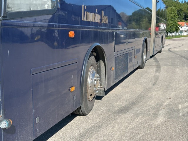 1361155-25 Limousine buss Volvo B12M Automat, -2005