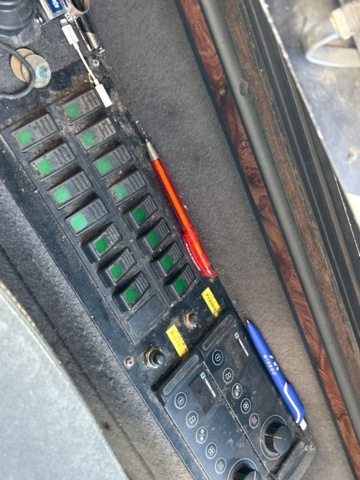 1361155-36 Limousine buss Volvo B12M Automat, -2005