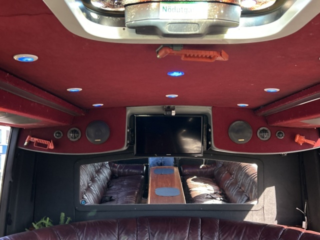 1361155-59 Limousine buss Volvo B12M Automat, -2005