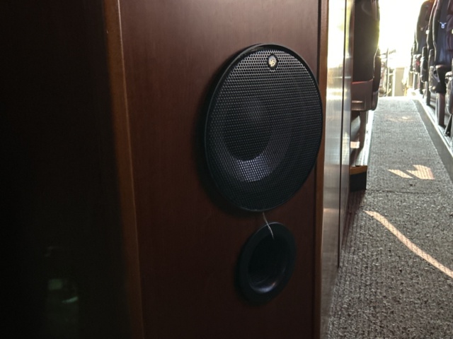 1361155-64 Limousine buss Volvo B12M Automat, -2005