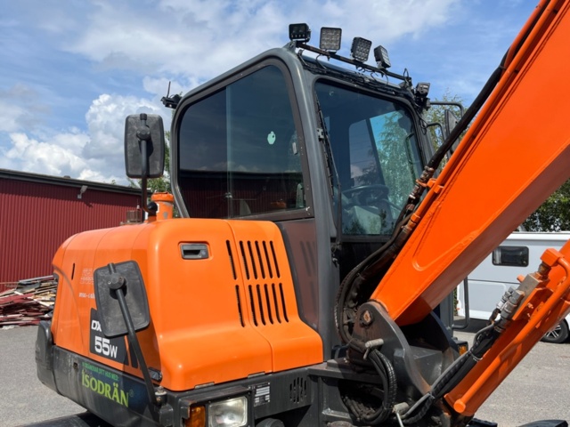1410018-29 Hjulgrävare, Doosan DX55W med tillbehör -2015