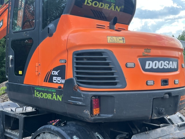 1410018-70 Hjulgrävare, Doosan DX55W med tillbehör -2015