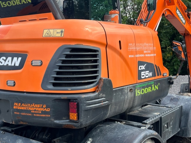 1410018-71 Hjulgrävare, Doosan DX55W med tillbehör -2015