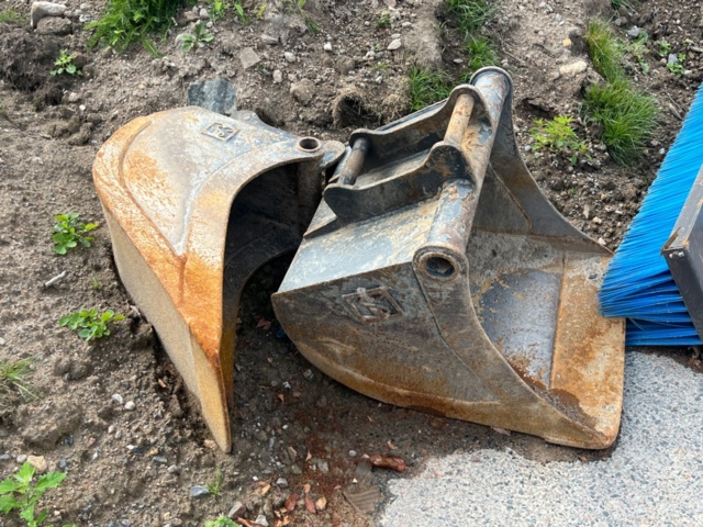 1410018-72 Hjulgrävare, Doosan DX55W med tillbehör -2015