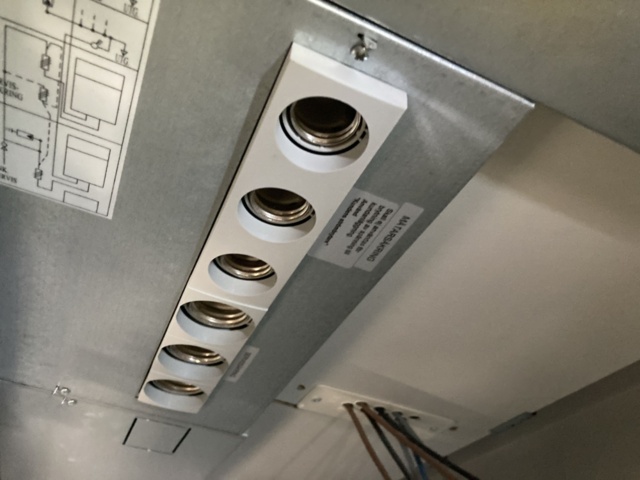 1402854-8 Mätarskåp Garo, utanpåliggande - 2 st