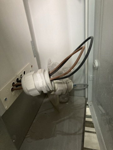 1402854-11 Mätarskåp Garo, utanpåliggande - 2 st