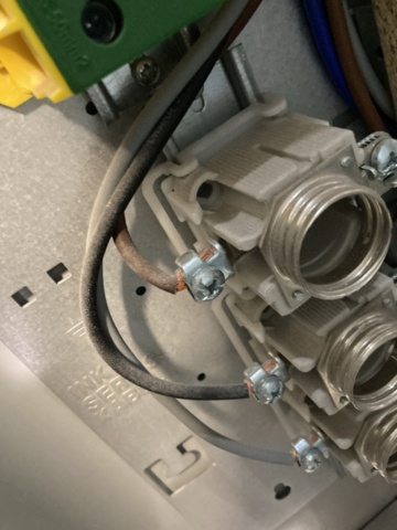 1402854-19 Mätarskåp Garo, utanpåliggande - 2 st