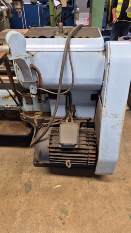 1409142-3 Svarv Köping S8C med tillbehör