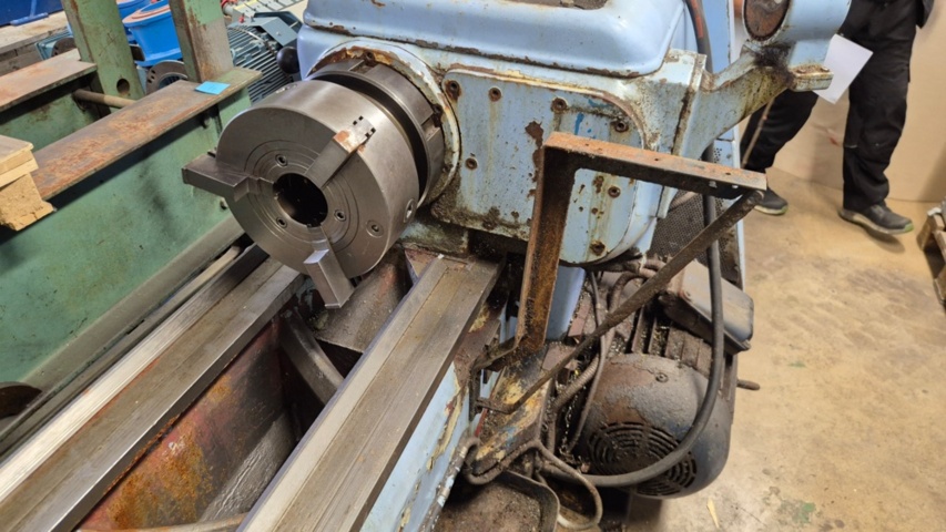 1409142-5 Svarv Köping S8C med tillbehör