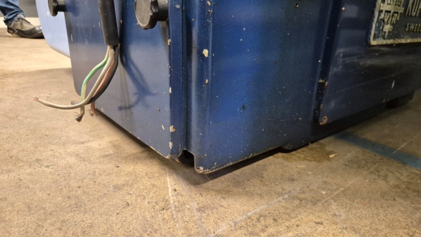 1409142-8 Svarv Köping S8C med tillbehör