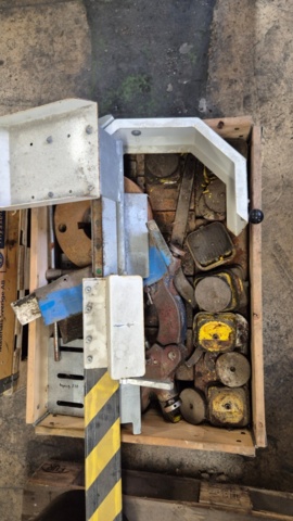 1409142-16 Svarv Köping S8C med tillbehör