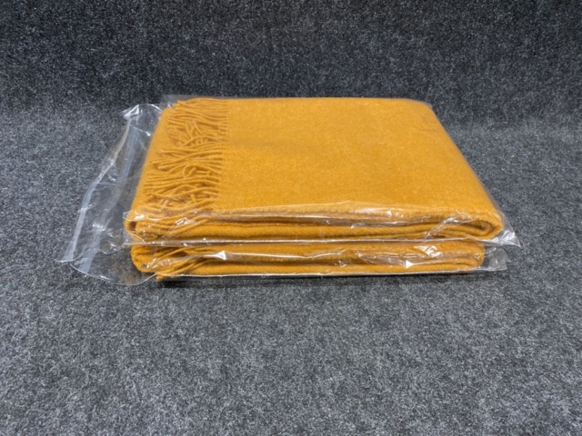 1409814-2 2 st Ullplädar Mel Arrowwood Kamelio, 140x200cm